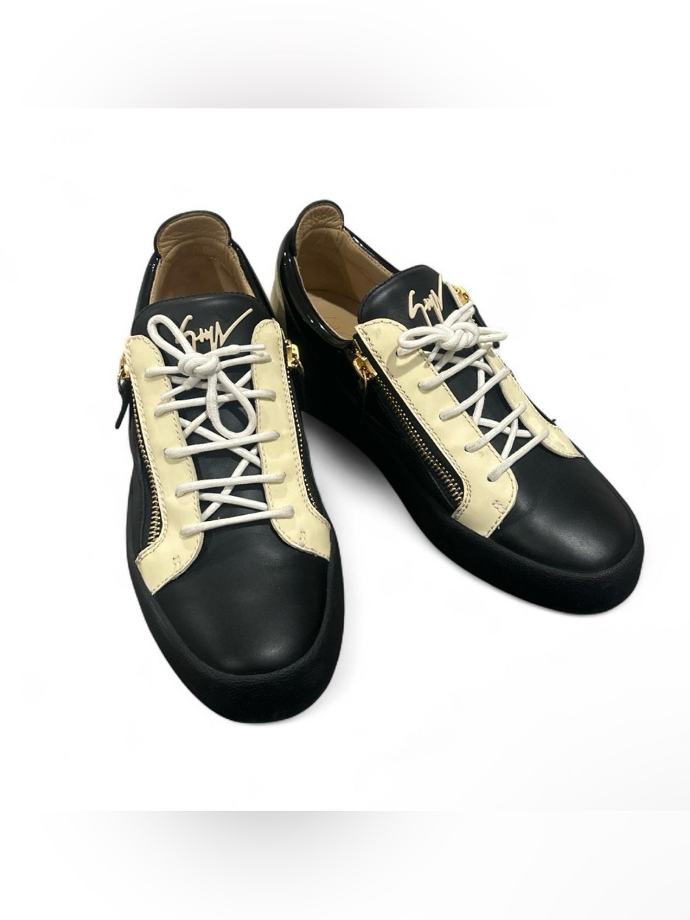 Giuseppe Zanotti Black & Cream Leather Low-Top Sneakers with Gold Zipper